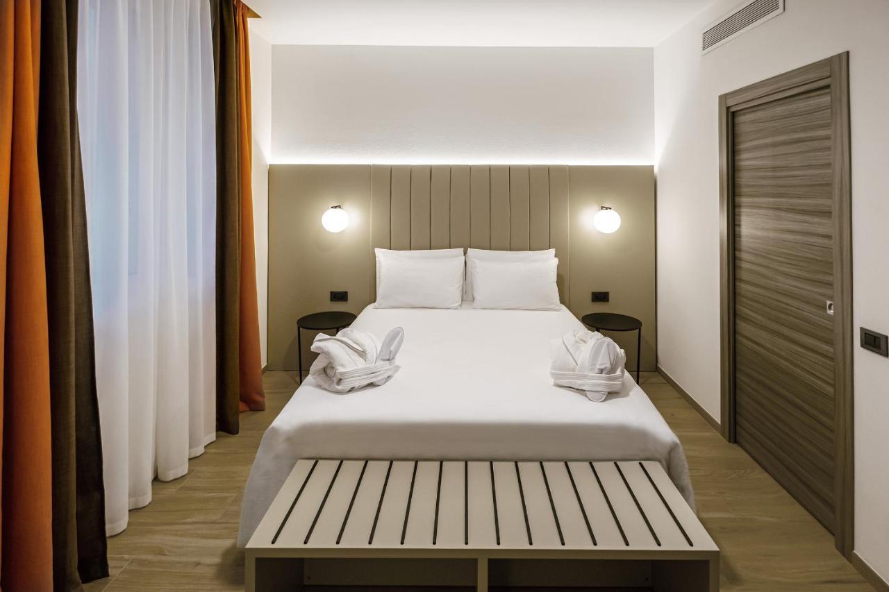 Superior Double Room,1344942086:JPEG