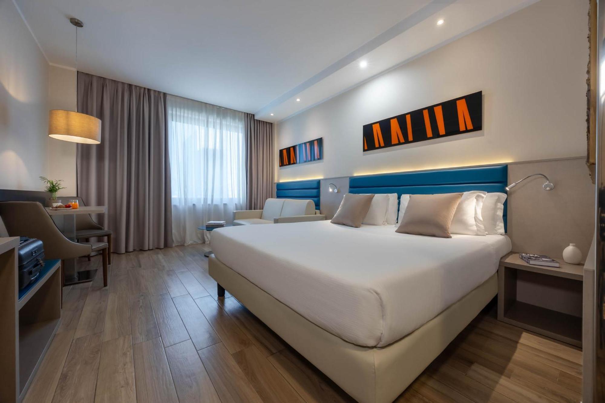 Quarto Duplo Standard com Sofá-cama