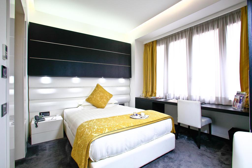 Deluxe Single Room