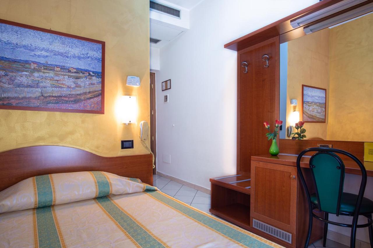 Small Single Room