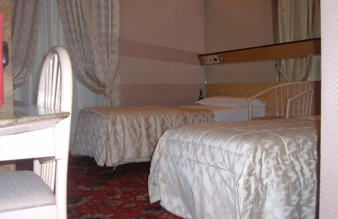 Hotel Roma-1