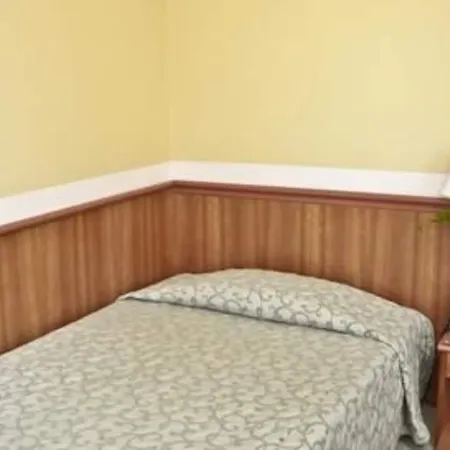 Hotel Lloyd-2