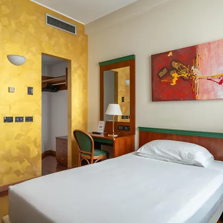 Hotel Raffaello-2