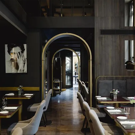 Radisson Collection Hotel, Palazzo Touring Club Milan-2