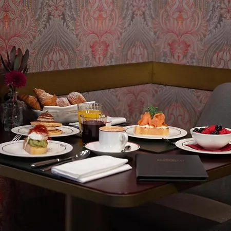Radisson Collection Hotel, Palazzo Touring Club Milan-3