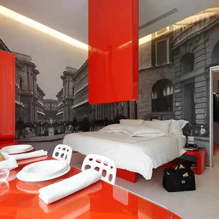 Th Street Milano-3